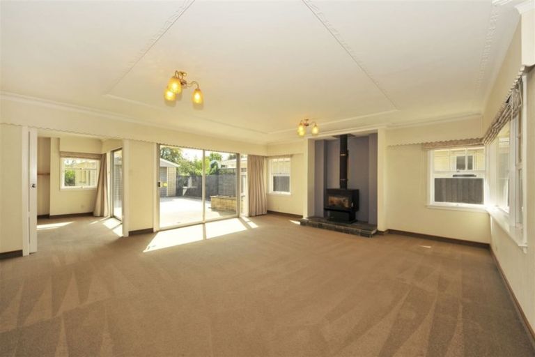 Photo of property in 9 Longmuir Street, Ilam, Christchurch, 8041