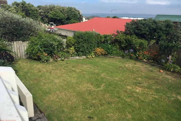 Photo of property in 48 Hicks Crescent, Waikanae Beach, Waikanae, 5036