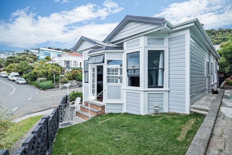 Photo of property in 2 Bourke Street, Kilbirnie, Wellington, 6022
