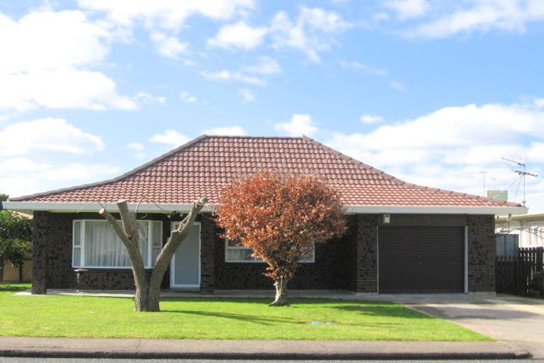 Photo of property in 2/35 Prictor Street, Papakura, 2110