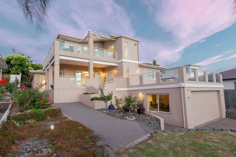 Photo of property in 15 Wells Avenue, Mount Maunganui, 3116