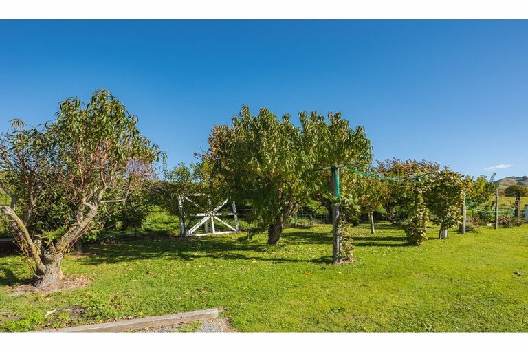 Photo of property in 1866 State Highway 1, Tuamarina, Blenheim, 7273