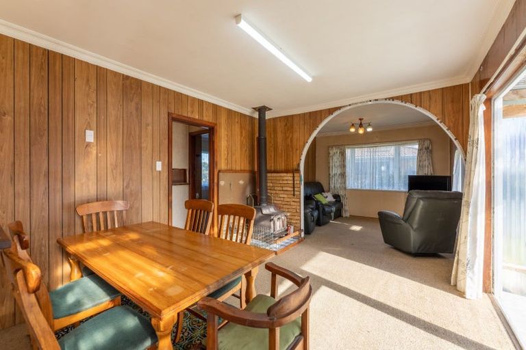 Photo of property in 2 Kiharoa Street, Otaki Beach, Otaki, 5512