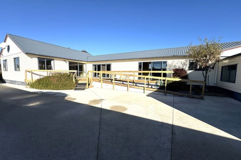 Photo of property in 24 Lanark Street, Balclutha, 9230