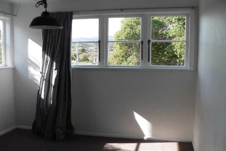Photo of property in 140 Epuni Street, Epuni, Lower Hutt, 5011