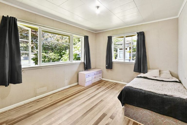 Photo of property in 222 Great South Road, Huntly, 3700