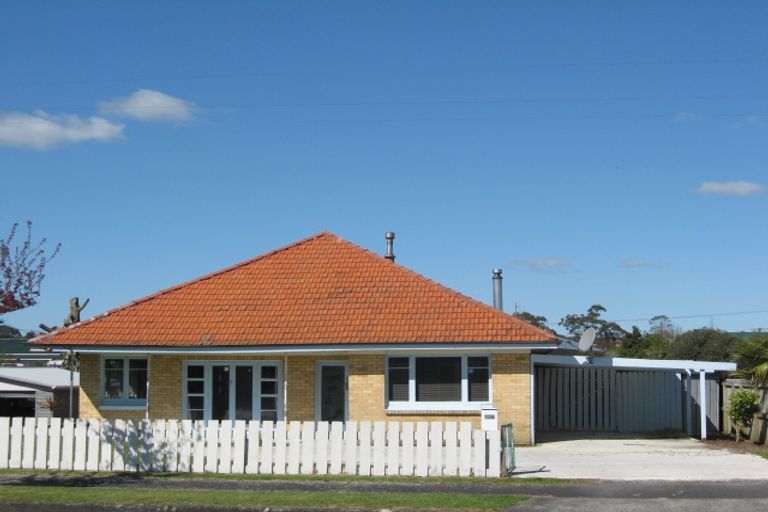 Photo of property in 156 Hakanoa Street, Huntly, 3700
