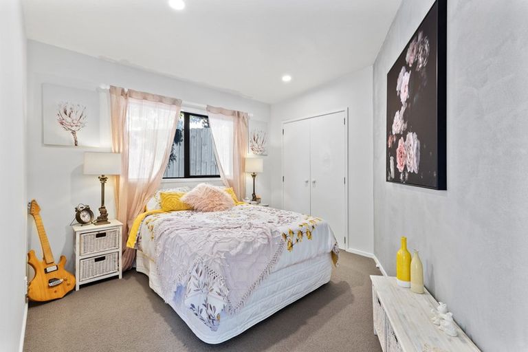 Photo of property in 120a Awaruku Road, Torbay, Auckland, 0630