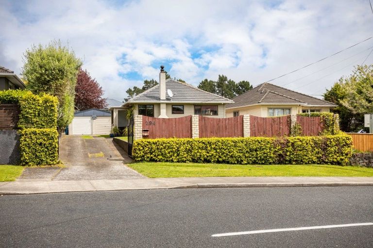 Photo of property in 294 Huatoki Street, Upper Vogeltown, New Plymouth, 4310