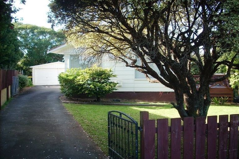 Photo of property in 272 Bucklands Beach Road, Bucklands Beach, Auckland, 2012