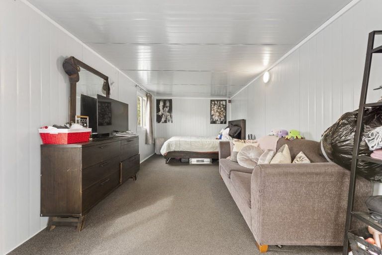 Photo of property in 124 Tremaine Avenue, Westbrook, Palmerston North, 4412