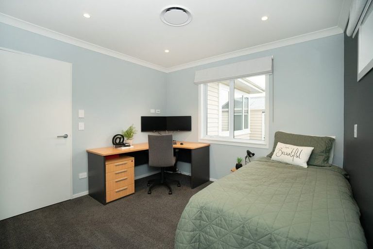 Photo of property in 7 Sovereign Court, West End, Palmerston North, 4410