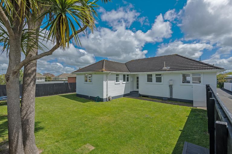 Photo of property in 27 Ferguson Street, Awapuni, Palmerston North, 4412