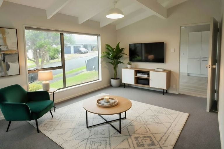 Photo of property in 18 Mercury Way, Whitby, Porirua, 5024
