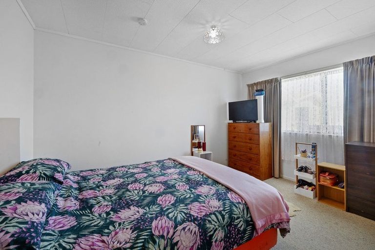 Photo of property in 13 Aratapu Street, Waitara, 4320
