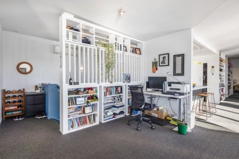 Photo of property in 7a Aranui Street, Miramar, Wellington, 6022