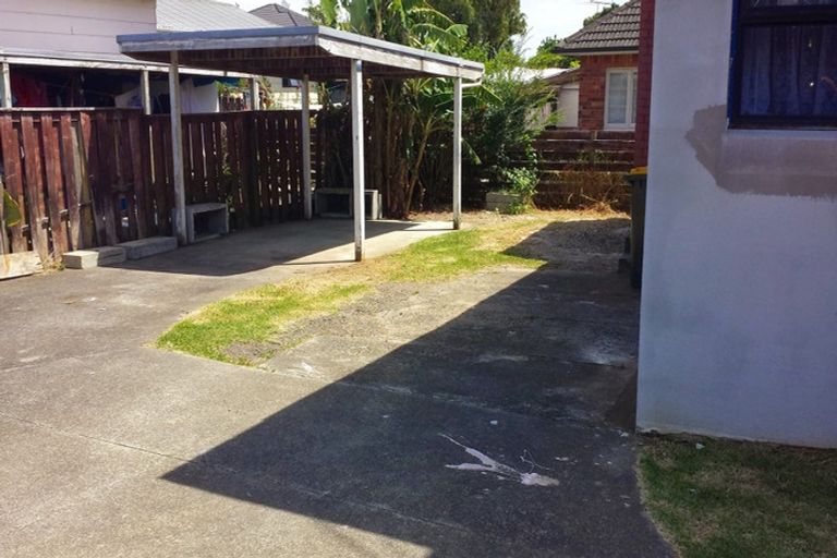 Photo of property in 1/15 Ballance Avenue, Papatoetoe, Auckland, 2104