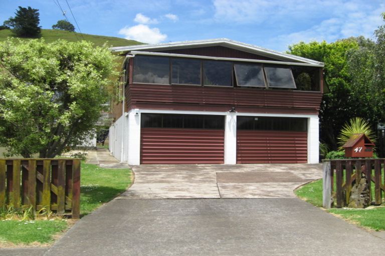 Photo of property in 47 Taylor Road, Mangere Bridge, Auckland, 2022