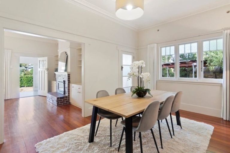 Photo of property in 237 River Road, Claudelands, Hamilton, 3214