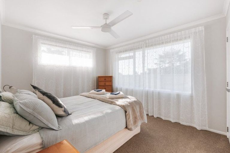 Photo of property in 35 Coppelia Avenue, Omokoroa, 3114