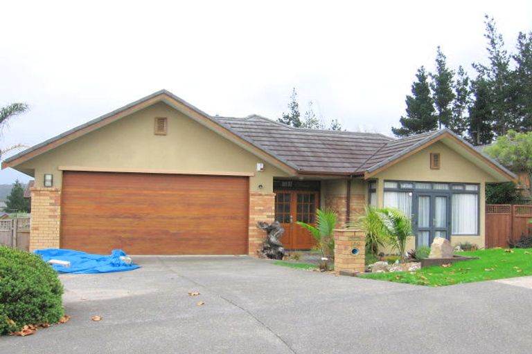 Photo of property in 198 Kyle Road, Greenhithe, Auckland, 0632