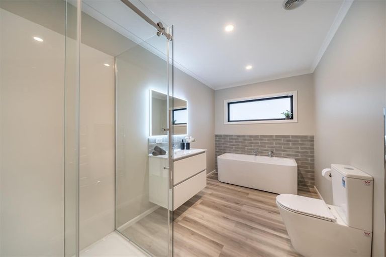 Photo of property in 61 Dover Road, Wainuiomata, Lower Hutt, 5014