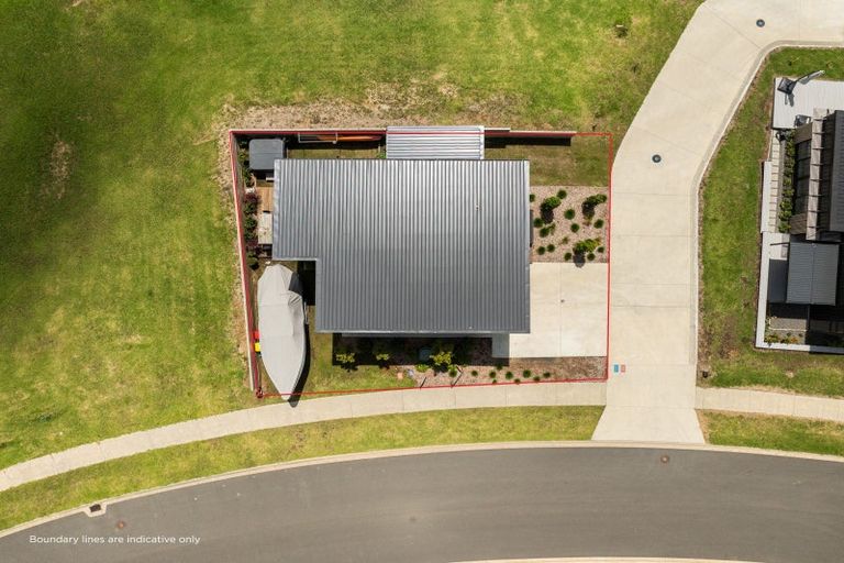 Photo of property in 18 Pinnacles Lane, Pauanui, 3579