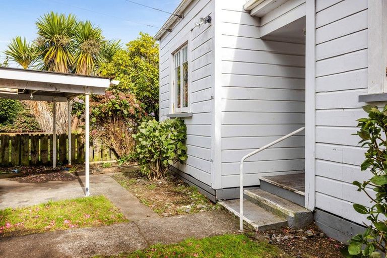 Photo of property in 51a Union Street, Hawera, 4610