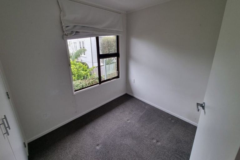 Photo of property in 2/59 Norwood Road, Bayswater, Auckland, 0622