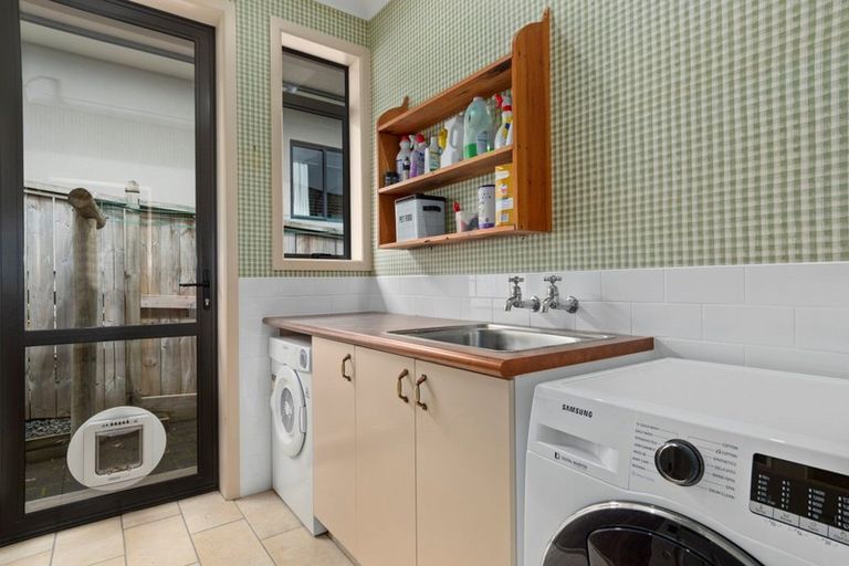 Photo of property in 50 La Colina Place, Bethlehem, Tauranga, 3110