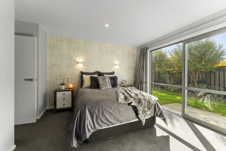 Photo of property in 14 Magnetic Place, Cromwell, 9310