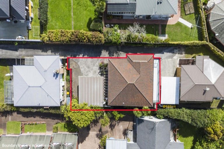 Photo of property in 10b Matipo Road, Mairangi Bay, Auckland, 0630