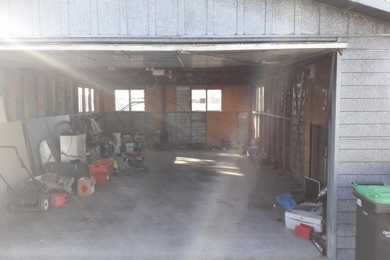 Photo of property in 64 Moffett Street, Islington, Christchurch, 8042