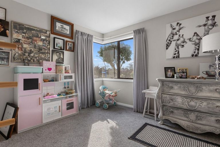 Photo of property in 128 Castlewold Drive, Bethlehem, Tauranga, 3110