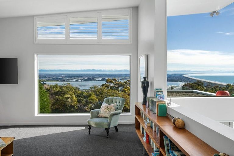 Photo of property in 115 Panorama Road, Clifton, Christchurch, 8081