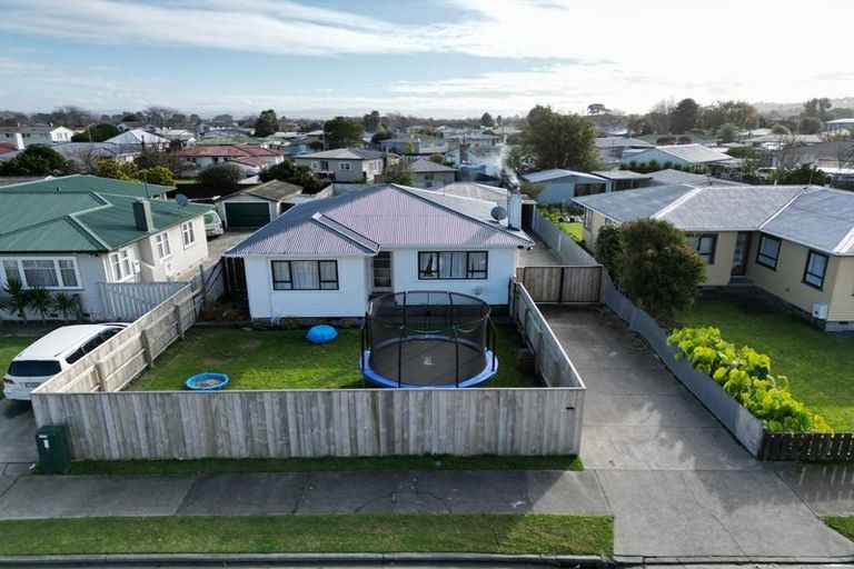 Photo of property in 14 Richmond Street, Maraenui, Napier, 4110