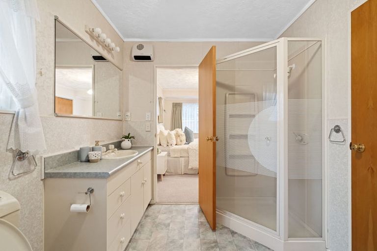 Photo of property in 31a Stanley Street, Levin, 5510