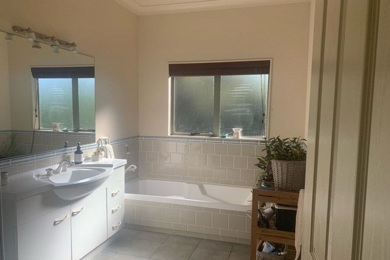 Photo of property in 279c Royal Road, Massey, Auckland, 0614