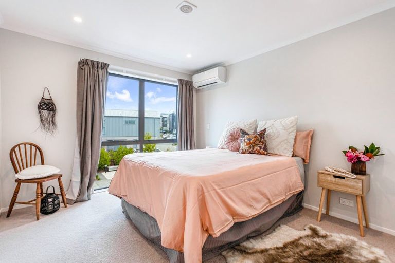 Photo of property in 37 Nugget Avenue, Hobsonville, Auckland, 0616
