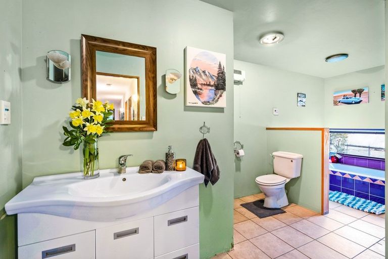 Photo of property in 13a Ferry Road, Days Bay, Lower Hutt, 5013