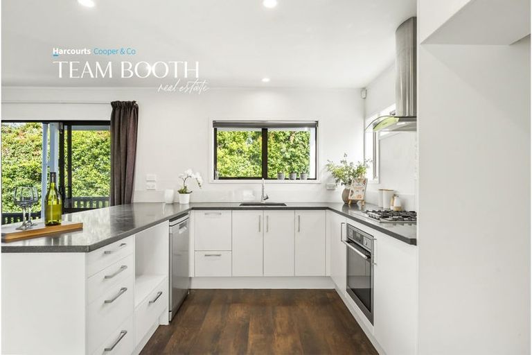 Photo of property in 2/5 Francis Street, Hauraki, Auckland, 0622