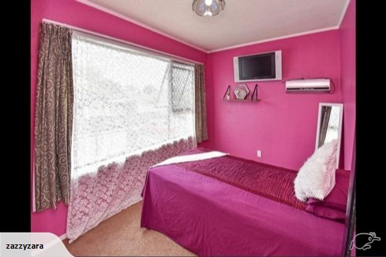 Photo of property in 23 Lane Road, Weymouth, Auckland, 2103