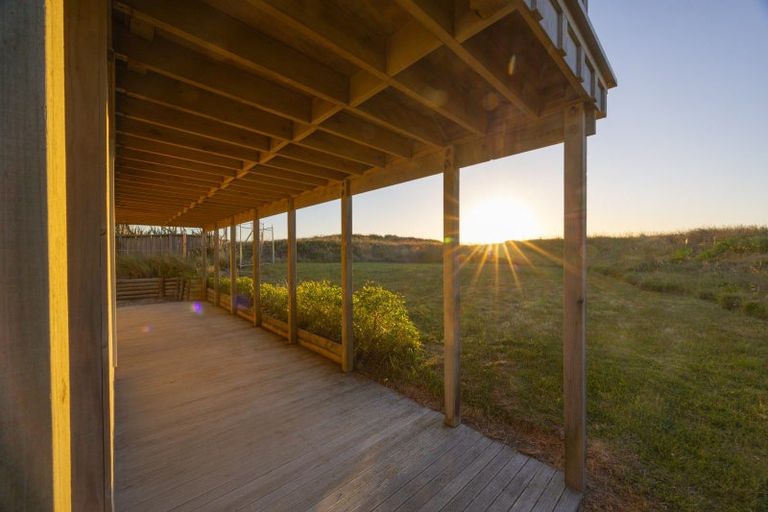 Photo of property in 22a Marine Parade South, Foxton Beach, Foxton, 4815