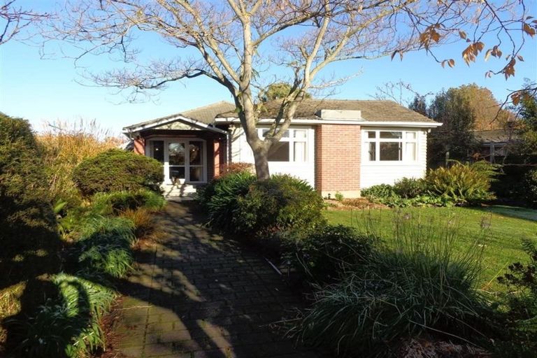 Photo of property in 7a Memorial Avenue, Ilam, Christchurch, 8053