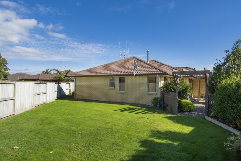 Photo of property in 3 Stenning Place, Papamoa Beach, Papamoa, 3118