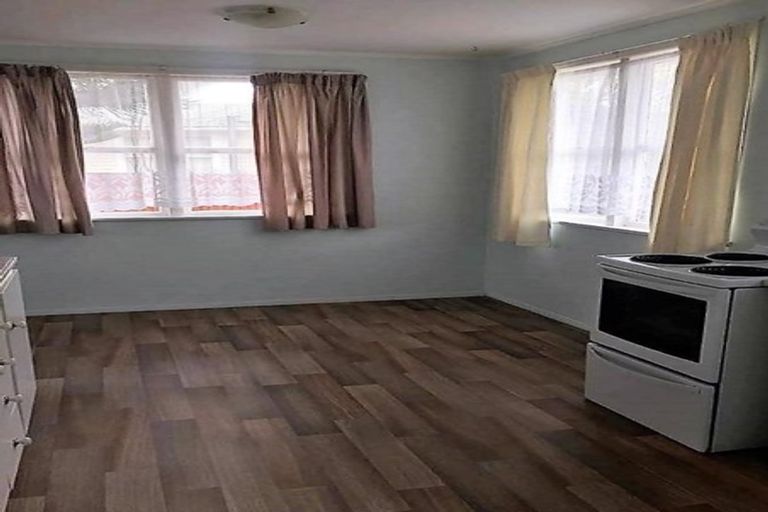 Photo of property in 1/18 Harper Street, Papakura, 2110