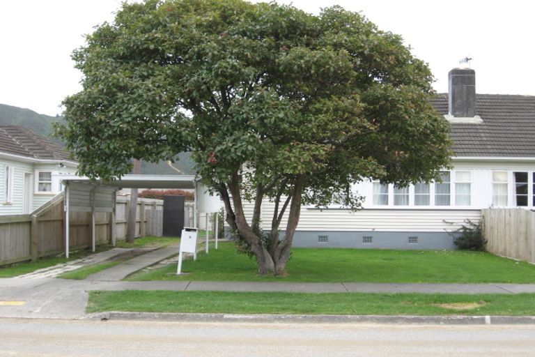 Photo of property in 6 Westbury Street, Naenae, Lower Hutt, 5011