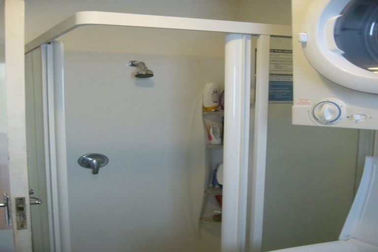 Photo of property in 78 Tasman Street, Mount Cook, Wellington, 6021