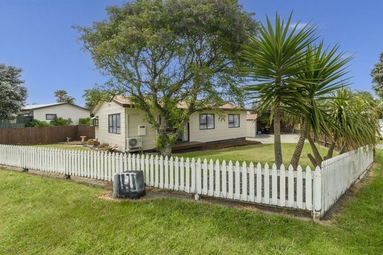 Photo of property in 17 Hartford Avenue, Papamoa Beach, Papamoa, 3118