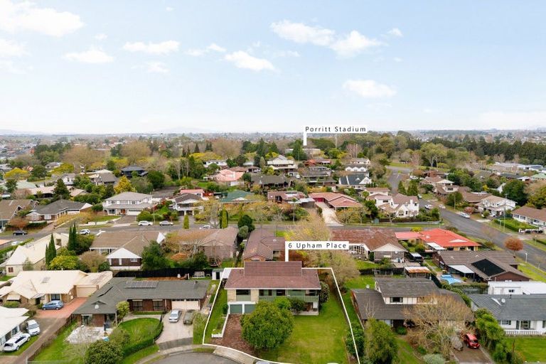 Photo of property in 6 Upham Place, Chartwell, Hamilton, 3210